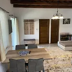 Szoegedi Apartment *