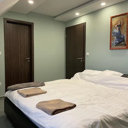 شقة Szoegedi باداتشونيتوماي