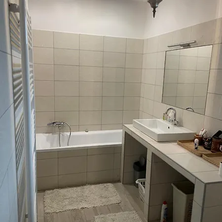 Szoegedi Apartment